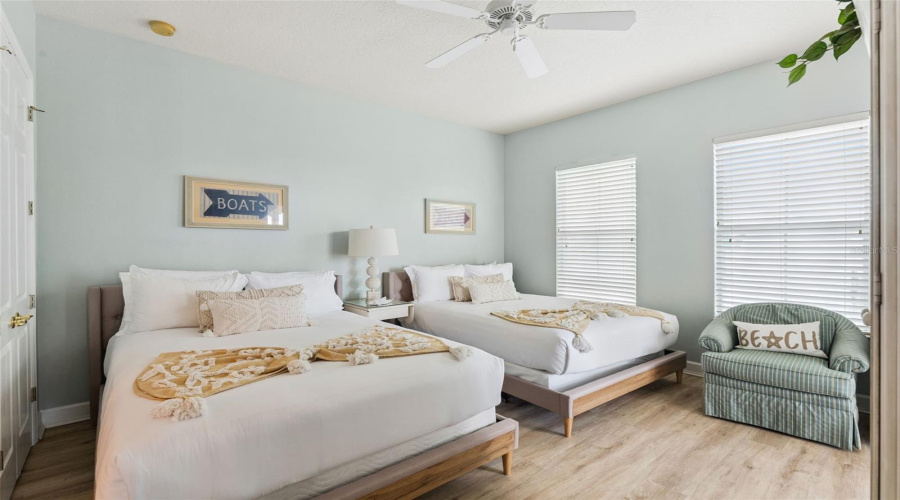 KISSIMMEE, Florida 34747, 4 Bedrooms Bedrooms, ,4 BathroomsBathrooms,Residential,For Sale,FAIRVIEW CIRCLE,0,MFRO6389613