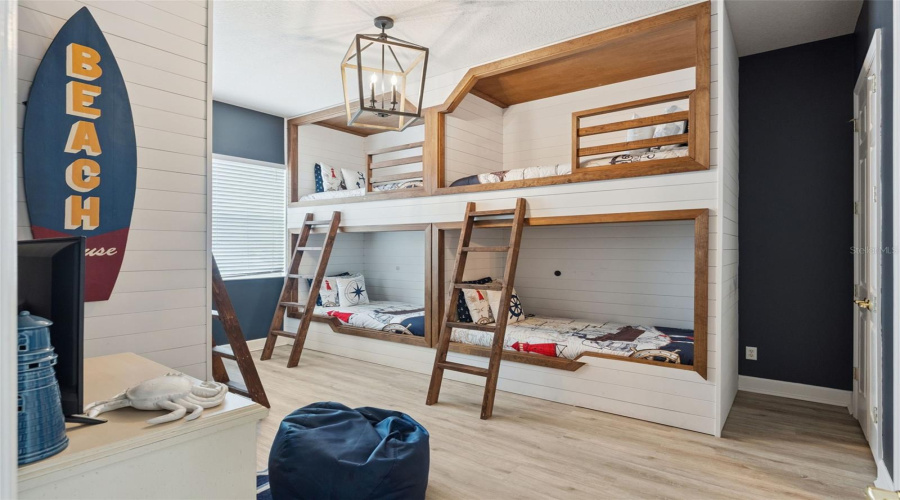 KISSIMMEE, Florida 34747, 4 Bedrooms Bedrooms, ,4 BathroomsBathrooms,Residential,For Sale,FAIRVIEW CIRCLE,0,MFRO6389613