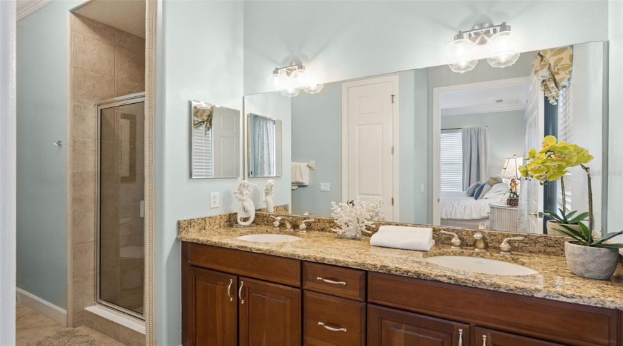 KISSIMMEE, Florida 34747, 4 Bedrooms Bedrooms, ,4 BathroomsBathrooms,Residential,For Sale,FAIRVIEW CIRCLE,0,MFRO6389613