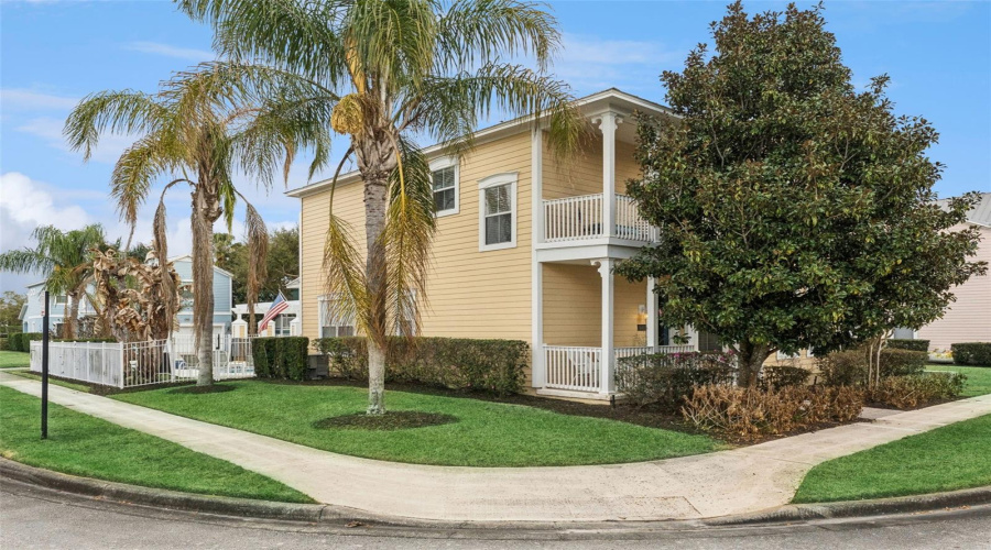 KISSIMMEE, Florida 34747, 4 Bedrooms Bedrooms, ,4 BathroomsBathrooms,Residential,For Sale,FAIRVIEW CIRCLE,0,MFRO6389613