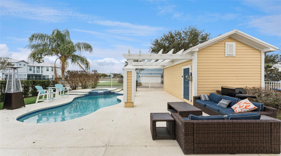 KISSIMMEE, Florida 34747, 4 Bedrooms Bedrooms, ,4 BathroomsBathrooms,Residential,For Sale,FAIRVIEW CIRCLE,0,MFRO6389613