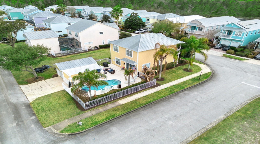 KISSIMMEE, Florida 34747, 4 Bedrooms Bedrooms, ,4 BathroomsBathrooms,Residential,For Sale,FAIRVIEW CIRCLE,0,MFRO6389613