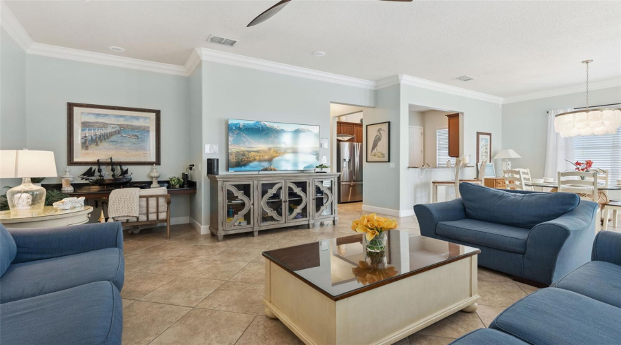 KISSIMMEE, Florida 34747, 4 Bedrooms Bedrooms, ,4 BathroomsBathrooms,Residential,For Sale,FAIRVIEW CIRCLE,0,MFRO6389613