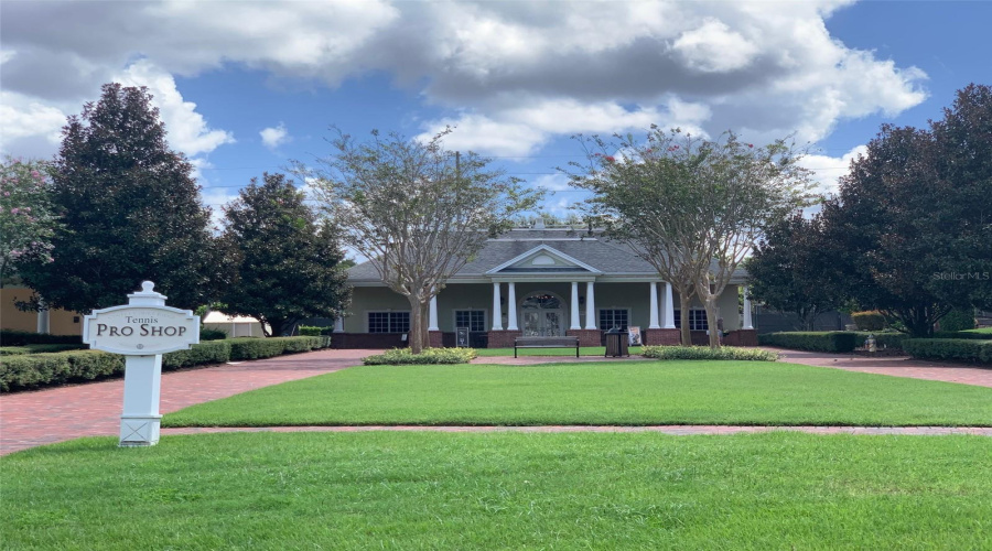 KISSIMMEE, Florida 34747, 4 Bedrooms Bedrooms, ,4 BathroomsBathrooms,Residential,For Sale,FAIRVIEW CIRCLE,0,MFRO6389613