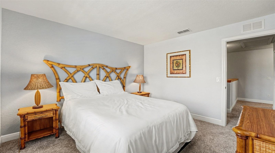 DAVENPORT, Florida 33897, 4 Bedrooms Bedrooms, ,3 BathroomsBathrooms,Residential,For Sale,CALABRIA,0,MFRTB8485119