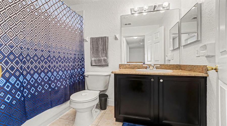 DAVENPORT, Florida 33897, 4 Bedrooms Bedrooms, ,3 BathroomsBathrooms,Residential,For Sale,CALABRIA,0,MFRTB8485119