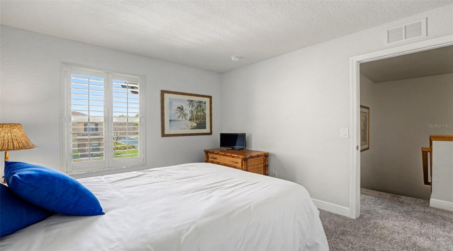 DAVENPORT, Florida 33897, 4 Bedrooms Bedrooms, ,3 BathroomsBathrooms,Residential,For Sale,CALABRIA,0,MFRTB8485119