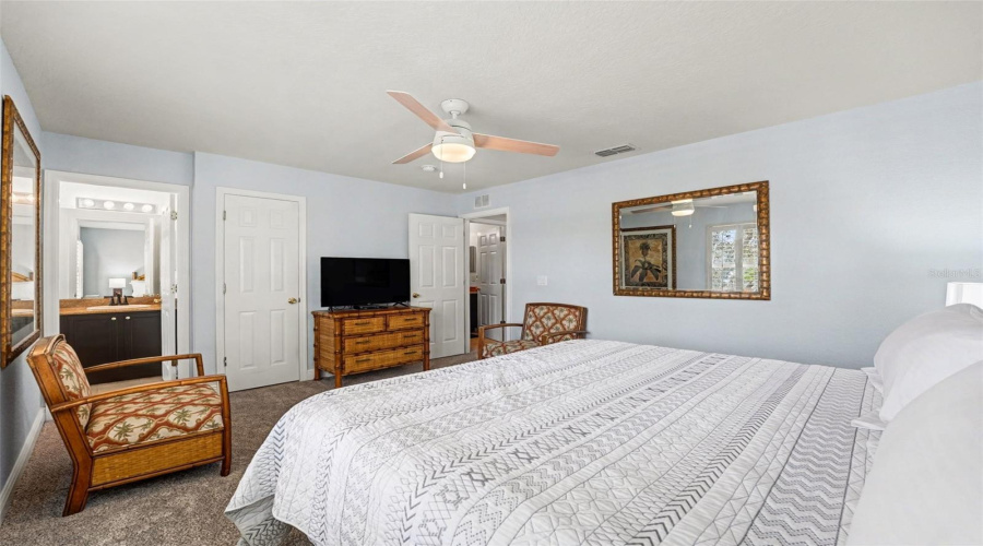 DAVENPORT, Florida 33897, 4 Bedrooms Bedrooms, ,3 BathroomsBathrooms,Residential,For Sale,CALABRIA,0,MFRTB8485119