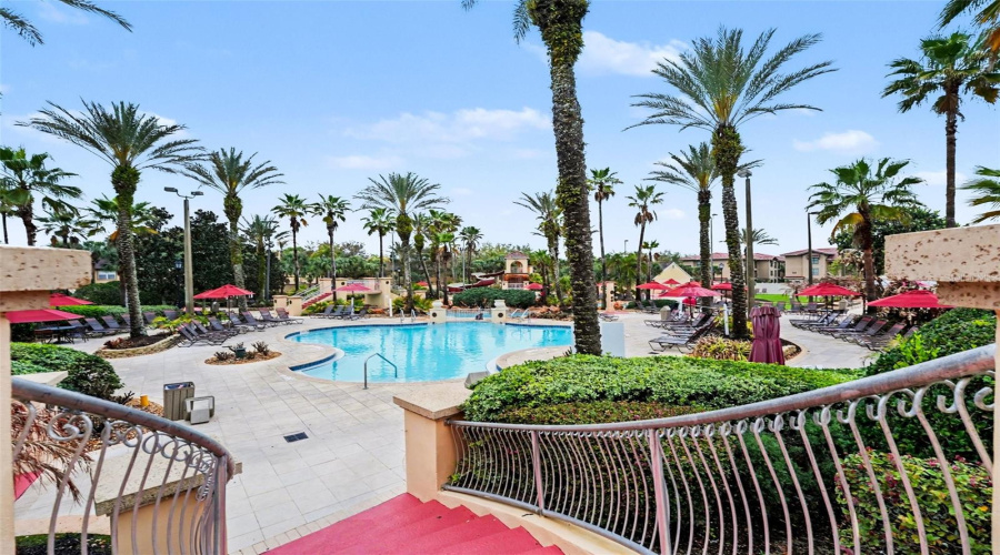 DAVENPORT, Florida 33897, 4 Bedrooms Bedrooms, ,3 BathroomsBathrooms,Residential,For Sale,CALABRIA,0,MFRTB8485119