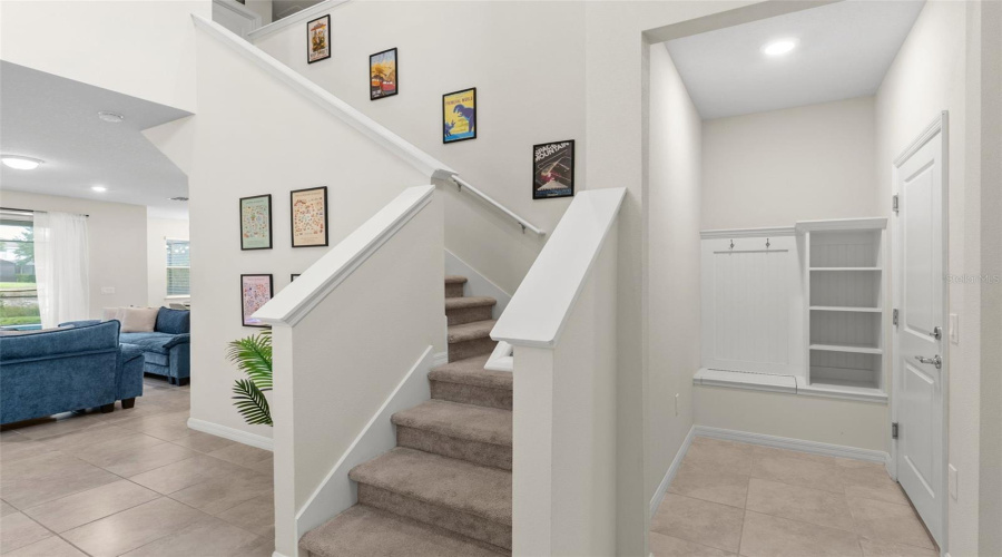 DAVENPORT, Florida 33837, 5 Bedrooms Bedrooms, ,4 BathroomsBathrooms,Residential,For Sale,OAKMOSS,0,MFRP4938051