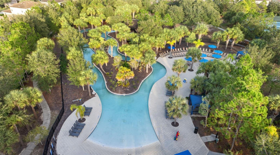 DAVENPORT, Florida 33837, 5 Bedrooms Bedrooms, ,4 BathroomsBathrooms,Residential,For Sale,OAKMOSS,0,MFRP4938051