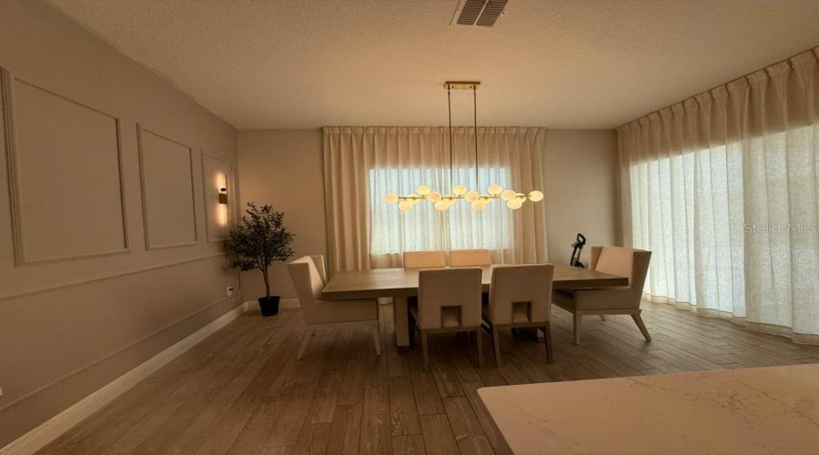 ORLANDO, Florida 32836, 5 Bedrooms Bedrooms, ,4 BathroomsBathrooms,Residential,For Sale,PARK ESTATES,0,MFRO6389745