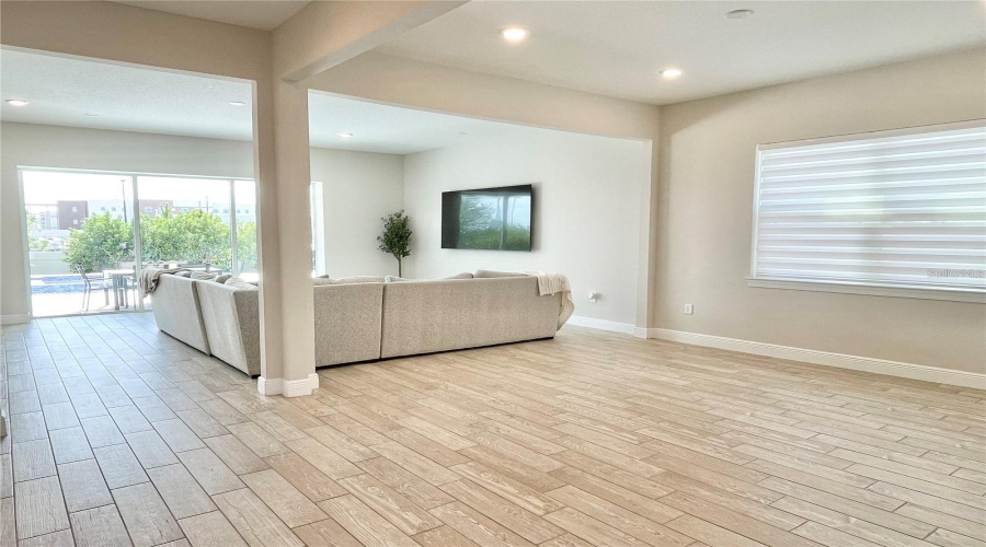 ORLANDO, Florida 32836, 5 Bedrooms Bedrooms, ,4 BathroomsBathrooms,Residential,For Sale,PARK ESTATES,0,MFRO6389745