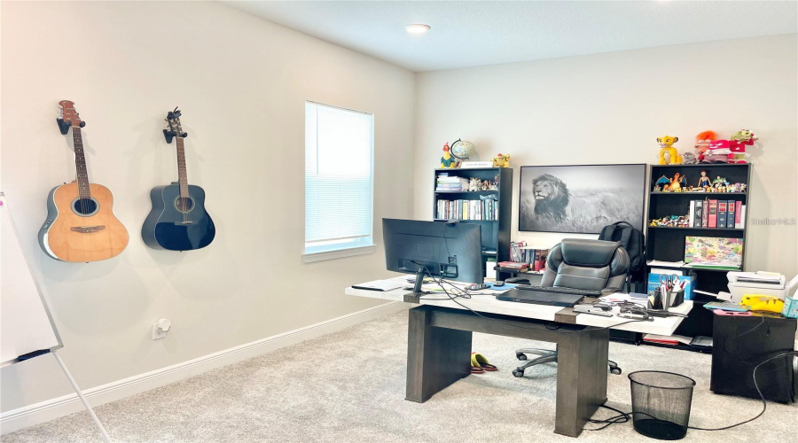 ORLANDO, Florida 32836, 5 Bedrooms Bedrooms, ,4 BathroomsBathrooms,Residential,For Sale,PARK ESTATES,0,MFRO6389745