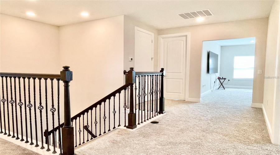 ORLANDO, Florida 32836, 5 Bedrooms Bedrooms, ,4 BathroomsBathrooms,Residential,For Sale,PARK ESTATES,0,MFRO6389745