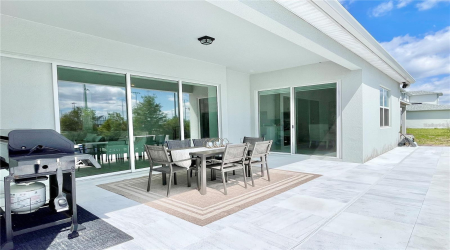 ORLANDO, Florida 32836, 5 Bedrooms Bedrooms, ,4 BathroomsBathrooms,Residential,For Sale,PARK ESTATES,0,MFRO6389745