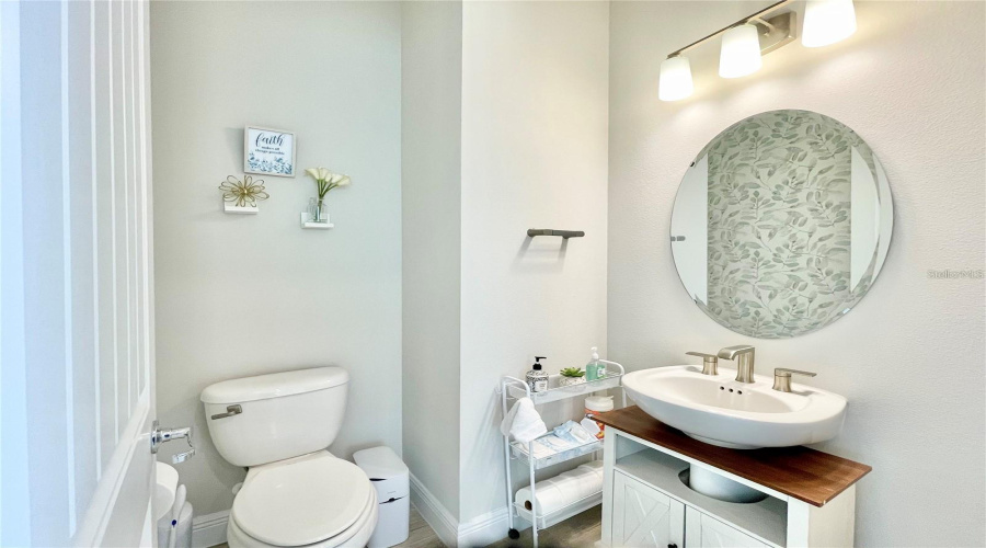 ORLANDO, Florida 32836, 5 Bedrooms Bedrooms, ,4 BathroomsBathrooms,Residential,For Sale,PARK ESTATES,0,MFRO6389745