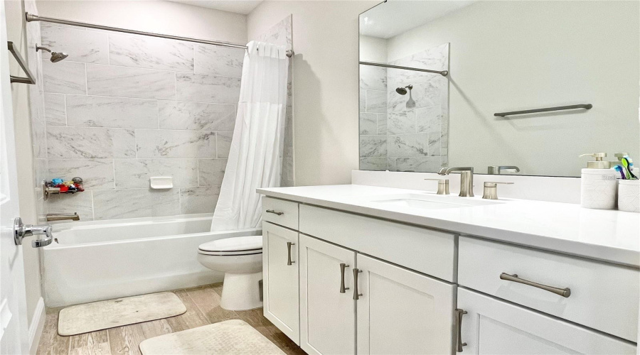 ORLANDO, Florida 32836, 5 Bedrooms Bedrooms, ,4 BathroomsBathrooms,Residential,For Sale,PARK ESTATES,0,MFRO6389745