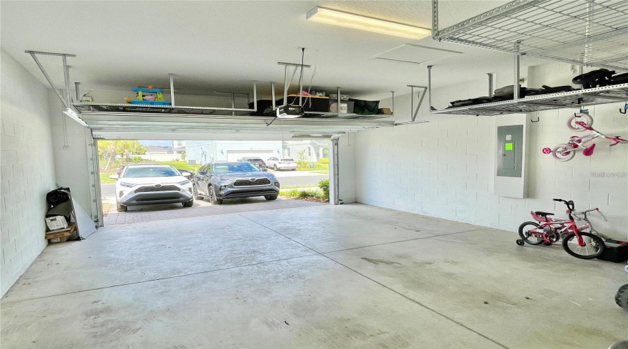 ORLANDO, Florida 32836, 5 Bedrooms Bedrooms, ,4 BathroomsBathrooms,Residential,For Sale,PARK ESTATES,0,MFRO6389745