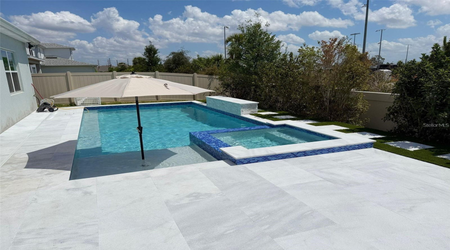 ORLANDO, Florida 32836, 5 Bedrooms Bedrooms, ,4 BathroomsBathrooms,Residential,For Sale,PARK ESTATES,0,MFRO6389745