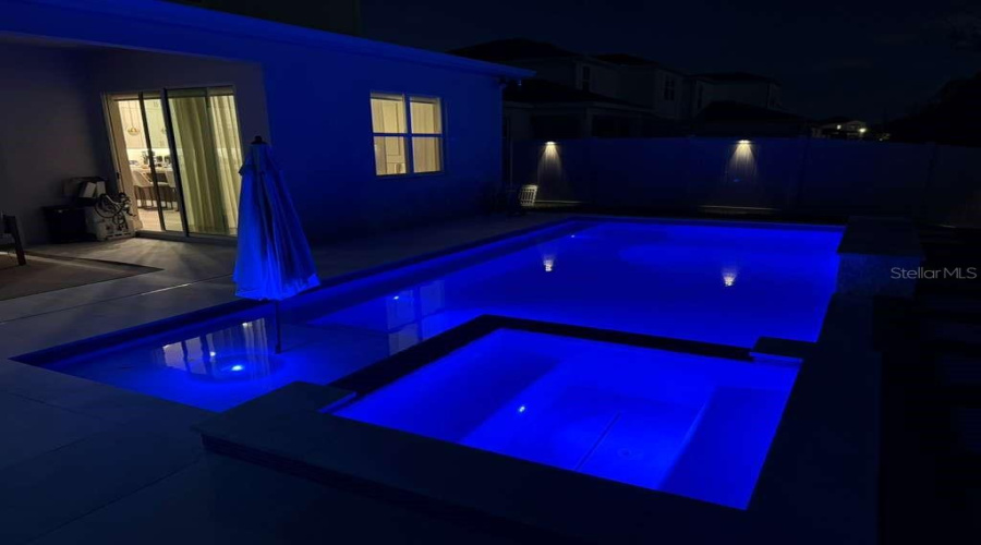 ORLANDO, Florida 32836, 5 Bedrooms Bedrooms, ,4 BathroomsBathrooms,Residential,For Sale,PARK ESTATES,0,MFRO6389745