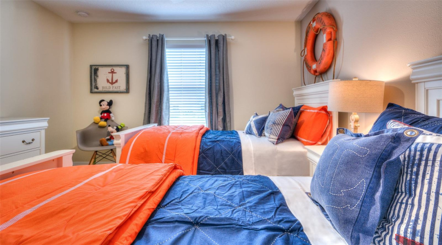 KISSIMMEE, Florida 34746, 4 Bedrooms Bedrooms, ,3 BathroomsBathrooms,Residential,For Sale,CLOCK TOWER,0,MFRO6389338