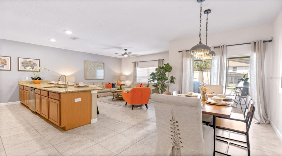 KISSIMMEE, Florida 34746, 4 Bedrooms Bedrooms, ,3 BathroomsBathrooms,Residential,For Sale,CLOCK TOWER,0,MFRO6389338