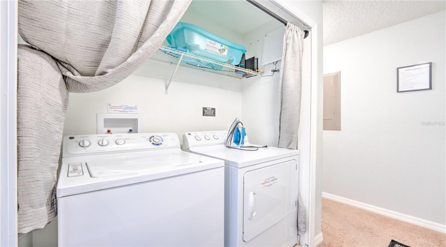 KISSIMMEE, Florida 34747, 4 Bedrooms Bedrooms, ,3 BathroomsBathrooms,Residential,For Sale,BISMARCK PALM RD,0,MFRO6389133