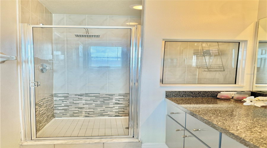 KISSIMMEE, Florida 34746, 3 Bedrooms Bedrooms, ,2 BathroomsBathrooms,Residential,For Sale,BEACH,0,MFRS5143781