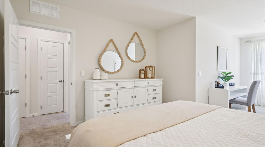 DAVENPORT, Florida 33897, 3 Bedrooms Bedrooms, ,2 BathroomsBathrooms,Residential,For Sale,OLYMPIC,0,MFRO6389909