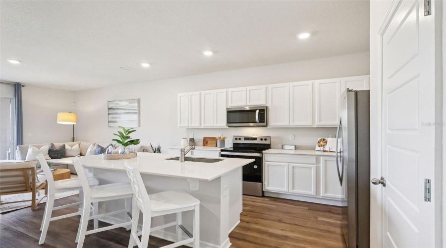 DAVENPORT, Florida 33897, 3 Bedrooms Bedrooms, ,2 BathroomsBathrooms,Residential,For Sale,OLYMPIC,0,MFRO6389909