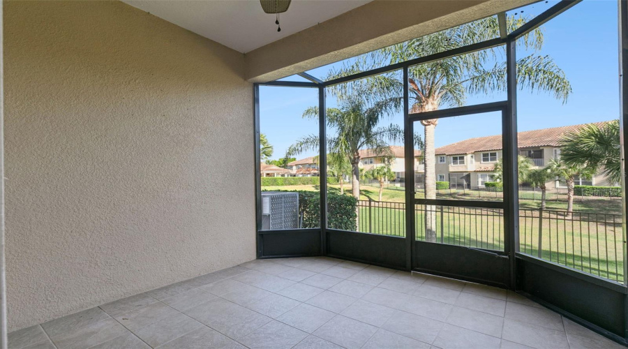 ORLANDO, Florida 32836, 4 Bedrooms Bedrooms, ,3 BathroomsBathrooms,Residential,For Sale,THE ESPLANADE,0,MFRO6389847