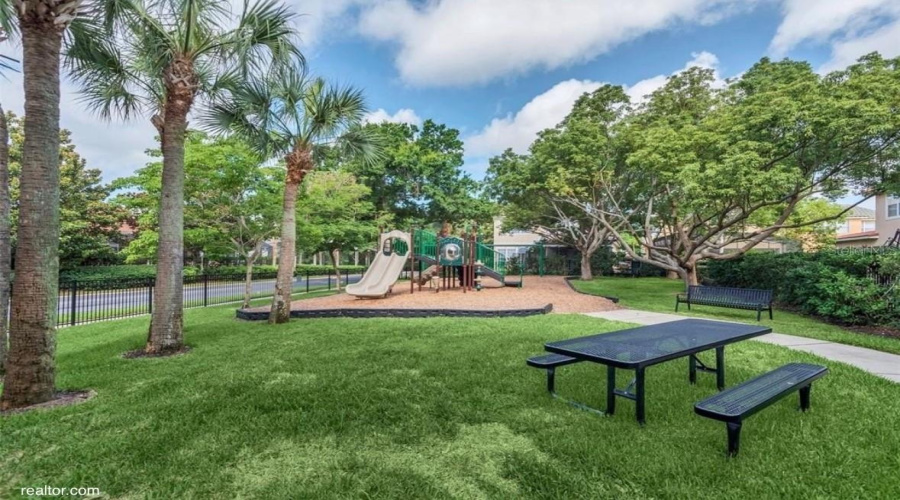 ORLANDO, Florida 32836, 4 Bedrooms Bedrooms, ,3 BathroomsBathrooms,Residential,For Sale,THE ESPLANADE,0,MFRO6389847