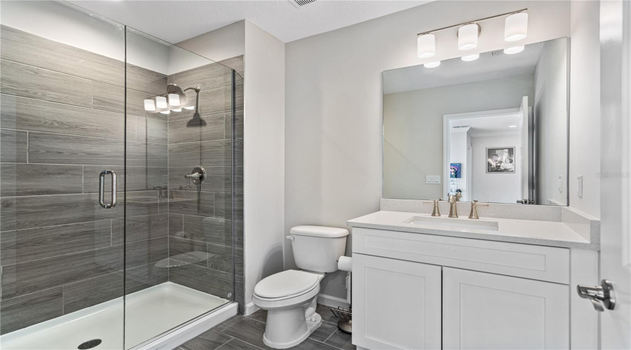 DAVENPORT, Florida 33897, 6 Bedrooms Bedrooms, ,6 BathroomsBathrooms,Residential,For Sale,LADY ALICE,0,MFRO6389738