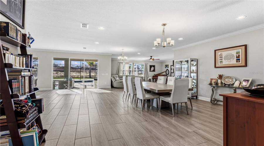 DAVENPORT, Florida 33897, 6 Bedrooms Bedrooms, ,6 BathroomsBathrooms,Residential,For Sale,LADY ALICE,0,MFRO6389738