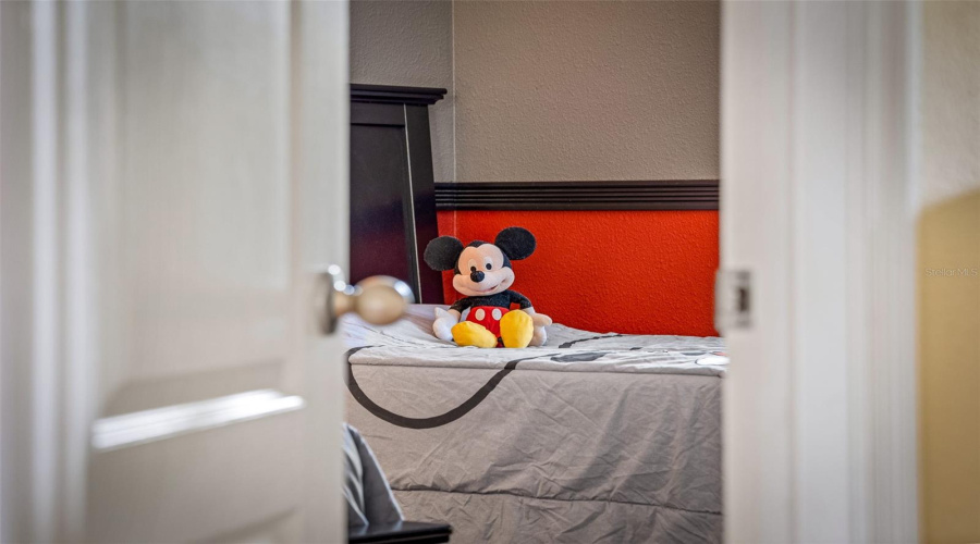 DAVENPORT, Florida 33896, 6 Bedrooms Bedrooms, ,3 BathroomsBathrooms,Residential,For Sale,CYPRESS POINTE,0,MFRS5145636