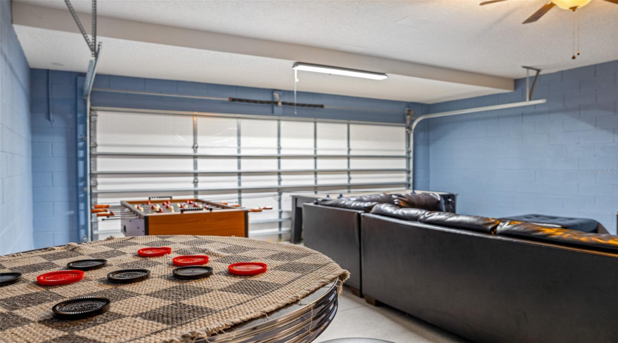 DAVENPORT, Florida 33896, 6 Bedrooms Bedrooms, ,3 BathroomsBathrooms,Residential,For Sale,CYPRESS POINTE,0,MFRS5145636