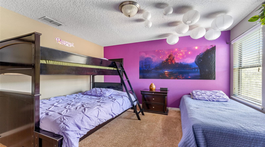 DAVENPORT, Florida 33896, 6 Bedrooms Bedrooms, ,3 BathroomsBathrooms,Residential,For Sale,CYPRESS POINTE,0,MFRS5145636