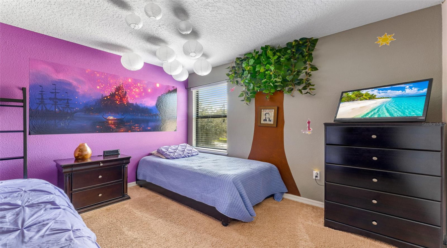 DAVENPORT, Florida 33896, 6 Bedrooms Bedrooms, ,3 BathroomsBathrooms,Residential,For Sale,CYPRESS POINTE,0,MFRS5145636