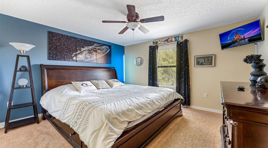 DAVENPORT, Florida 33896, 6 Bedrooms Bedrooms, ,3 BathroomsBathrooms,Residential,For Sale,CYPRESS POINTE,0,MFRS5145636