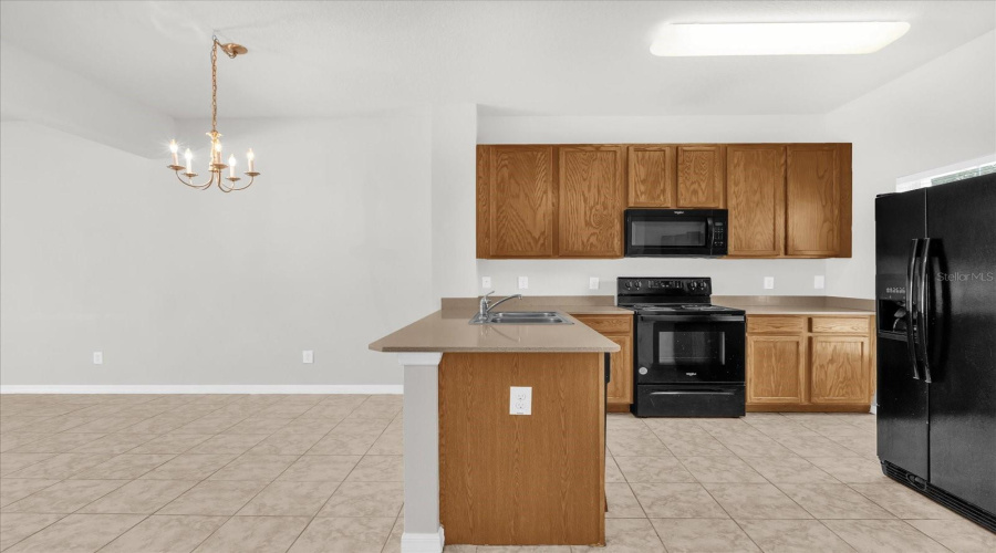 KISSIMMEE, Florida 34746, 3 Bedrooms Bedrooms, ,2 BathroomsBathrooms,Residential,For Sale,CORSA,0,MFRO6390044