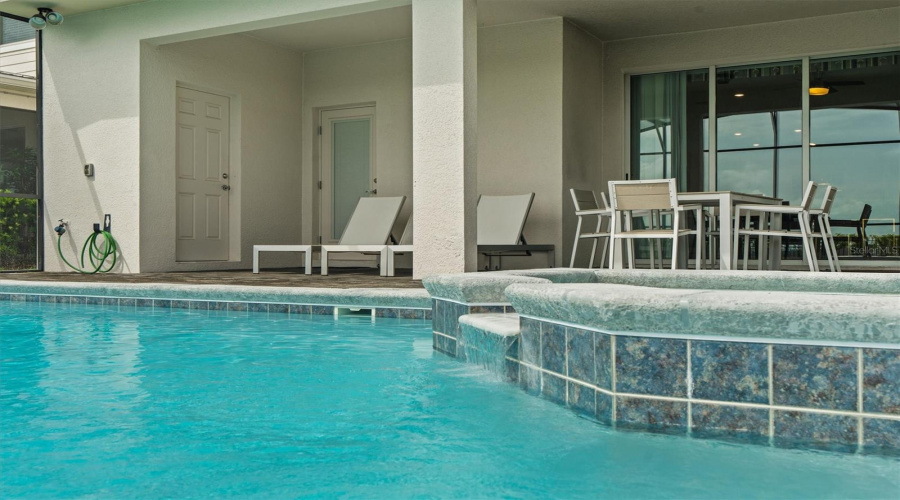 DAVENPORT, Florida 33897, 7 Bedrooms Bedrooms, ,5 BathroomsBathrooms,Residential,For Sale,KONA,0,MFRO6388686