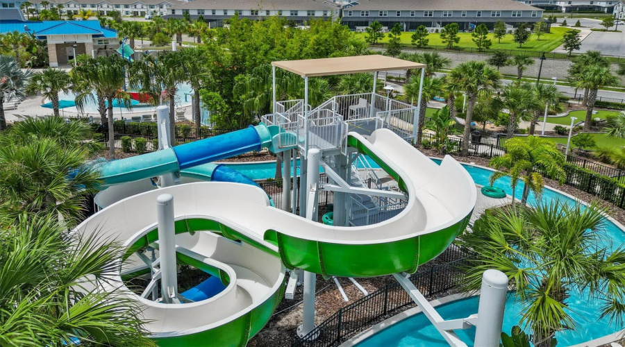 DAVENPORT, Florida 33897, 7 Bedrooms Bedrooms, ,5 BathroomsBathrooms,Residential,For Sale,KONA,0,MFRO6388686