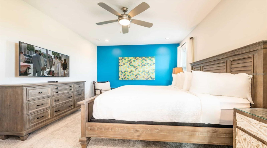 KISSIMMEE, Florida 34747, 4 Bedrooms Bedrooms, ,3 BathroomsBathrooms,Residential,For Sale,WESTLAND,0,MFRO6389916