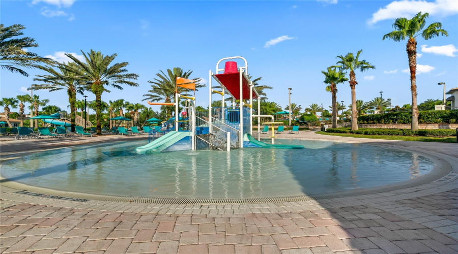 KISSIMMEE, Florida 34747, 4 Bedrooms Bedrooms, ,3 BathroomsBathrooms,Residential,For Sale,WESTLAND,0,MFRO6389916