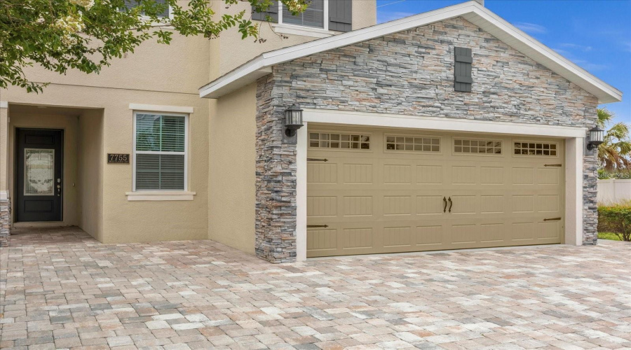 KISSIMMEE, Florida 34747, 4 Bedrooms Bedrooms, ,3 BathroomsBathrooms,Residential,For Sale,WESTLAND,0,MFRO6389916