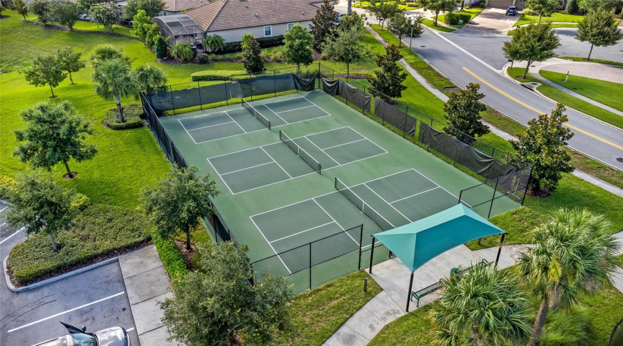 KISSIMMEE, Florida 34747, 4 Bedrooms Bedrooms, ,3 BathroomsBathrooms,Residential,For Sale,WESTLAND,0,MFRO6389916