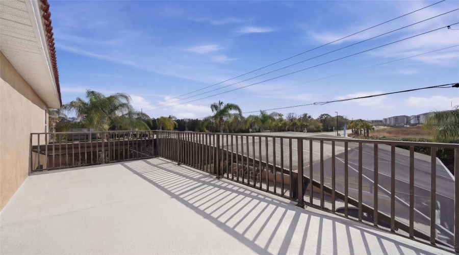 DAVENPORT, Florida 33896, 5 Bedrooms Bedrooms, ,3 BathroomsBathrooms,Residential,For Sale,ROBIN,0,MFRO6390061