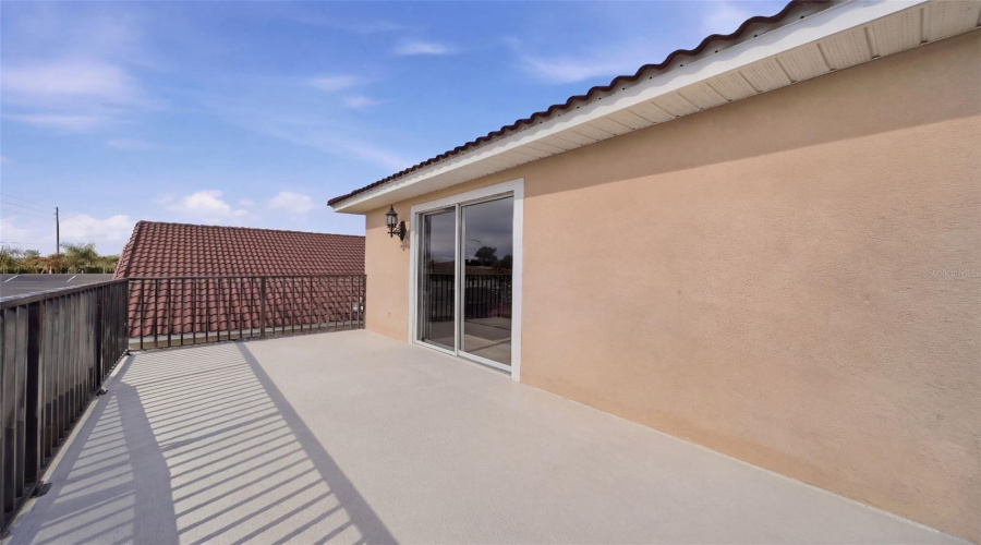 DAVENPORT, Florida 33896, 5 Bedrooms Bedrooms, ,3 BathroomsBathrooms,Residential,For Sale,ROBIN,0,MFRO6390061