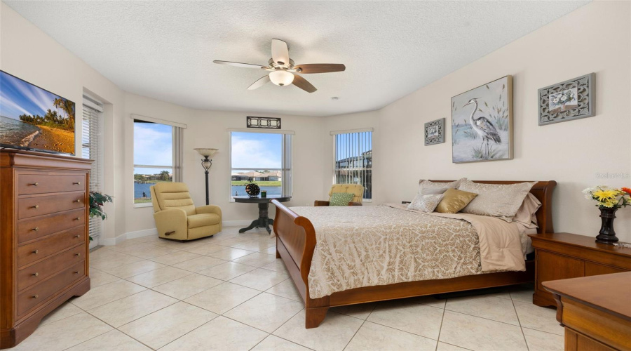 KISSIMMEE, Florida 34746, 4 Bedrooms Bedrooms, ,3 BathroomsBathrooms,Residential,For Sale,CAPTAINS,0,MFRS5145229